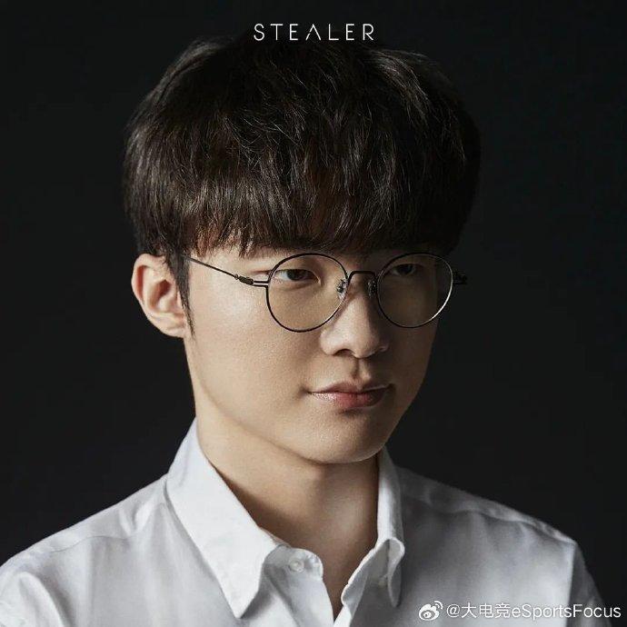 Faker迎来五赛季高光表现，IG球迷沸腾！