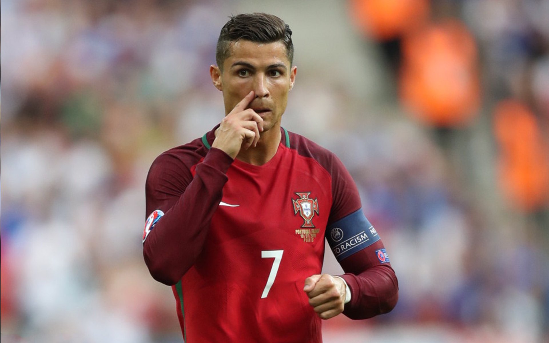 Faker回归赛场,绝杀首场状态亮眼,利物浦观众沸腾!